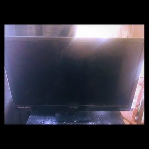 32” Emerson Flat screen.